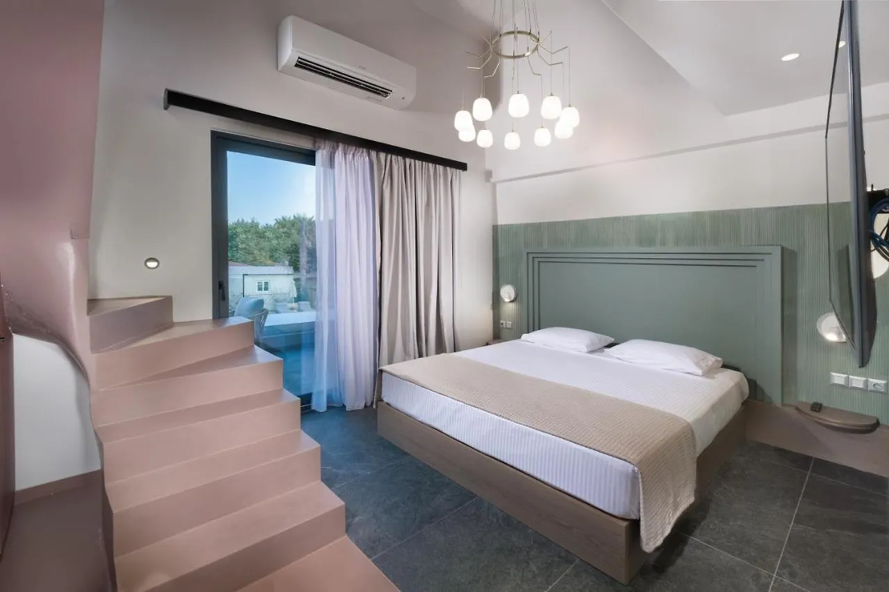 Callisti Suites Sarti Hotel