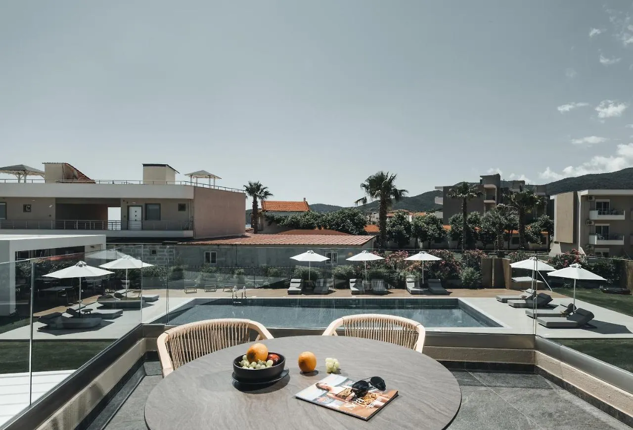 Callisti Suites Sarti